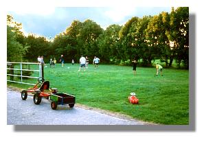 Fu&szlig;ball auf der Spielwiese